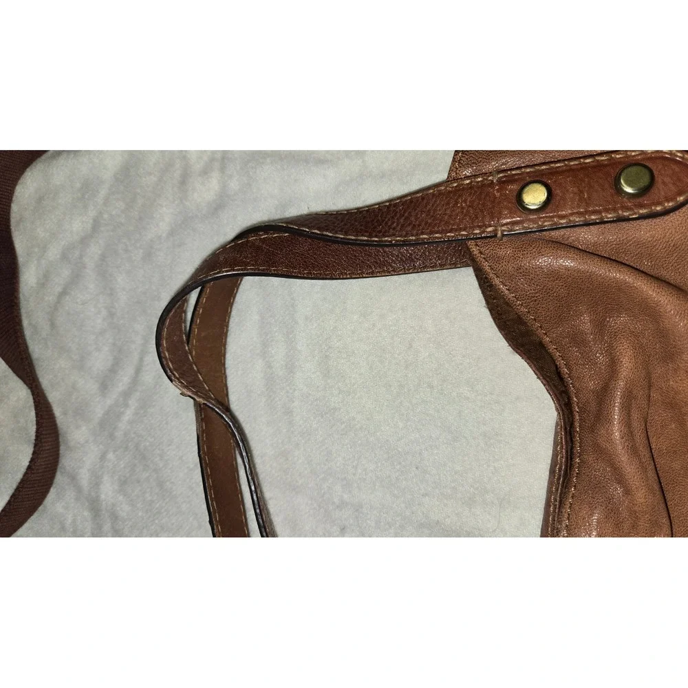 Fossil Long Live Vintage Brown Leather Hobo Crossbody Bag Cognac Brass Hardware